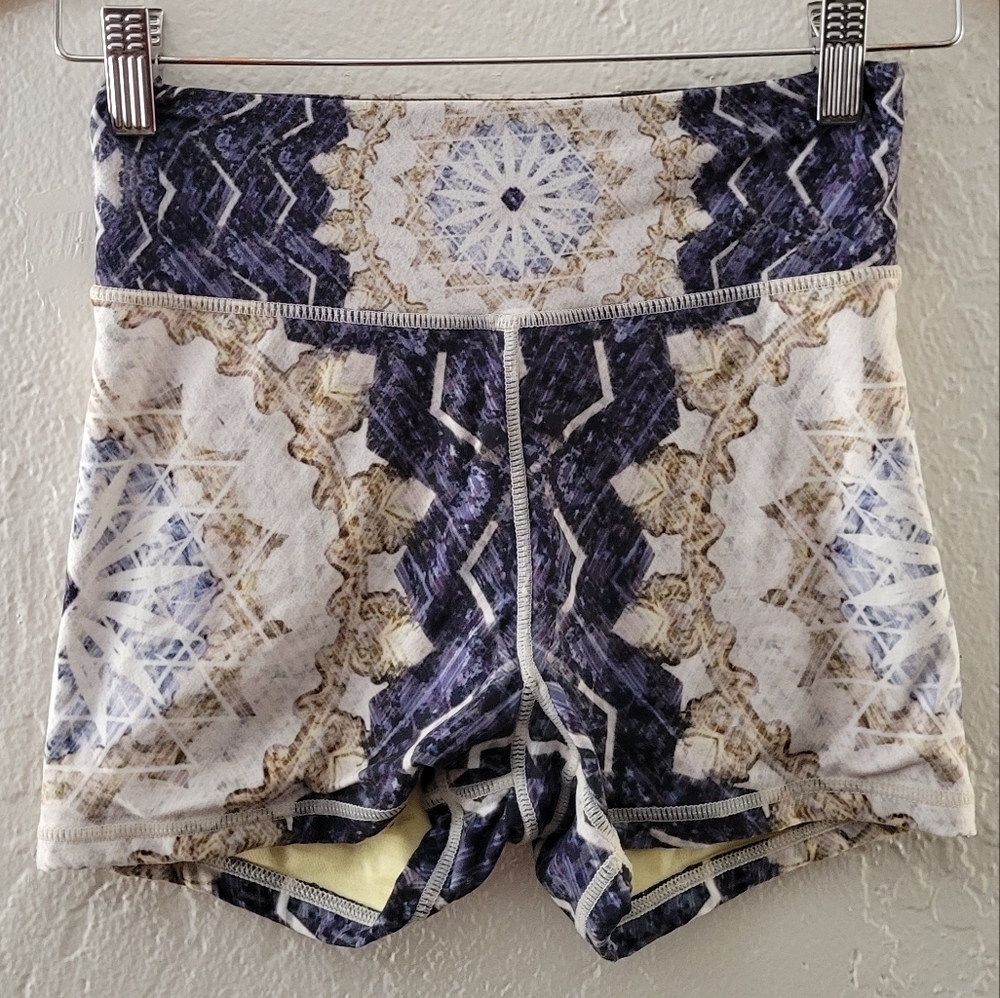 Wolven Shorts Size XS